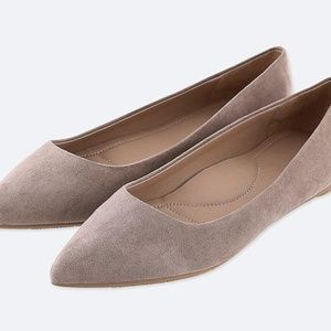 WOMEN POINTED FAUX SUEDE FLAT SHOES